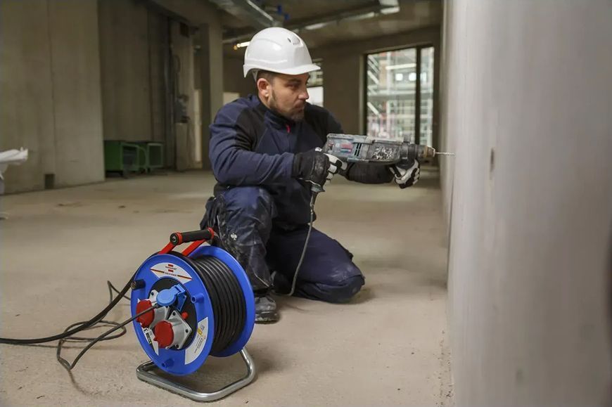 Подовжувач на котушці 30 м Brennenstuhl Garant 3 розетки H07RN-F 5G2.5мм&sup2; 1238010 фото
