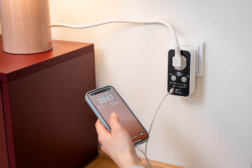 Цифровий таймер зворотного відліку Brennenstuhl з USB A та USB C 1506180 фото