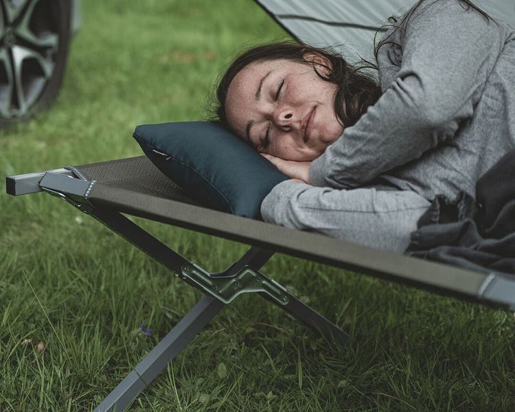 Подушка надувна Easy Camp Raven Compact Pillow 35x25x10 см 240214 фото